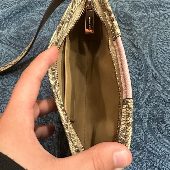 Belt bag - Picture 2 of 4